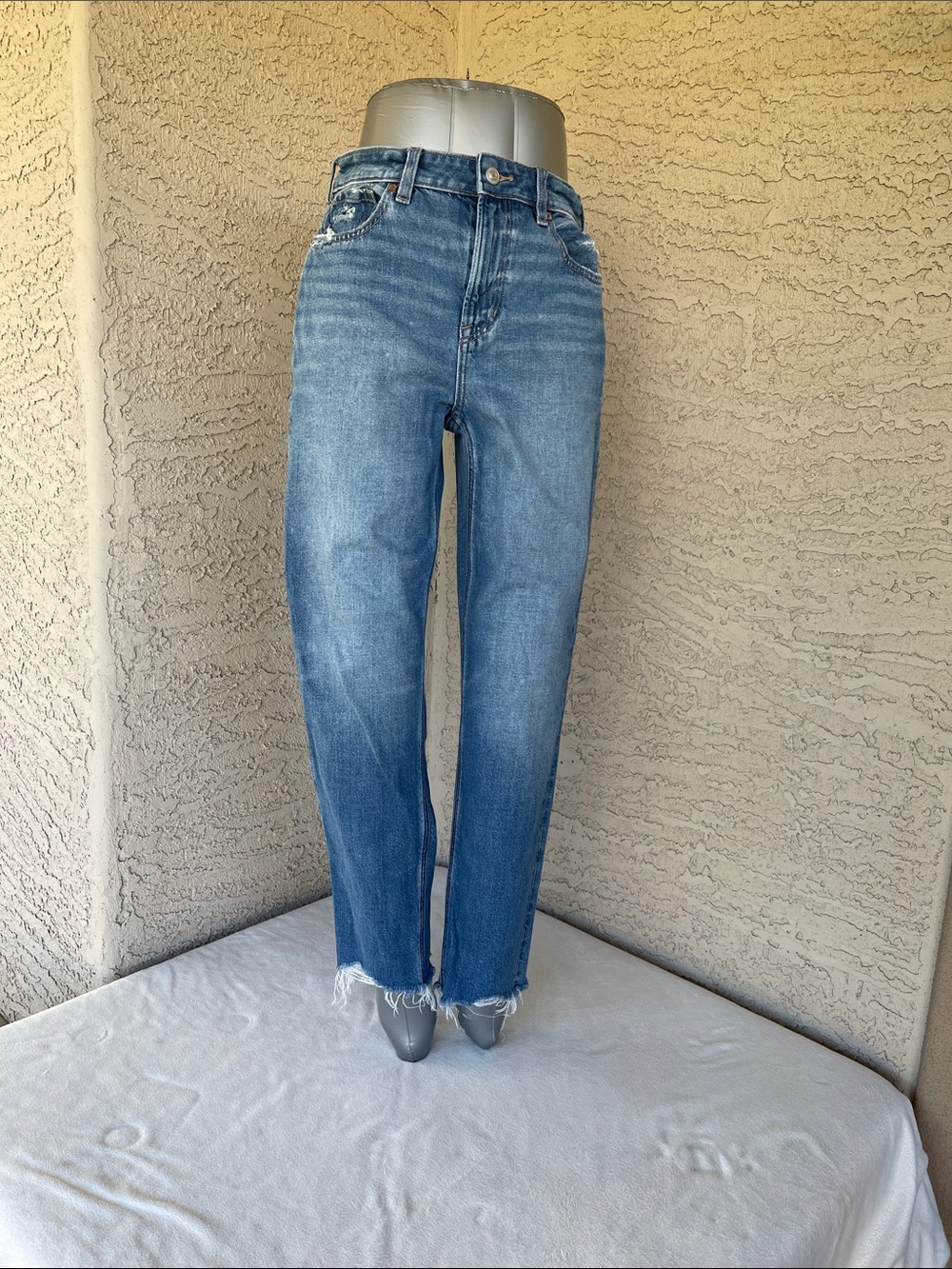 American Eagle Outfitters Light Blue Straight Leg Jeans
